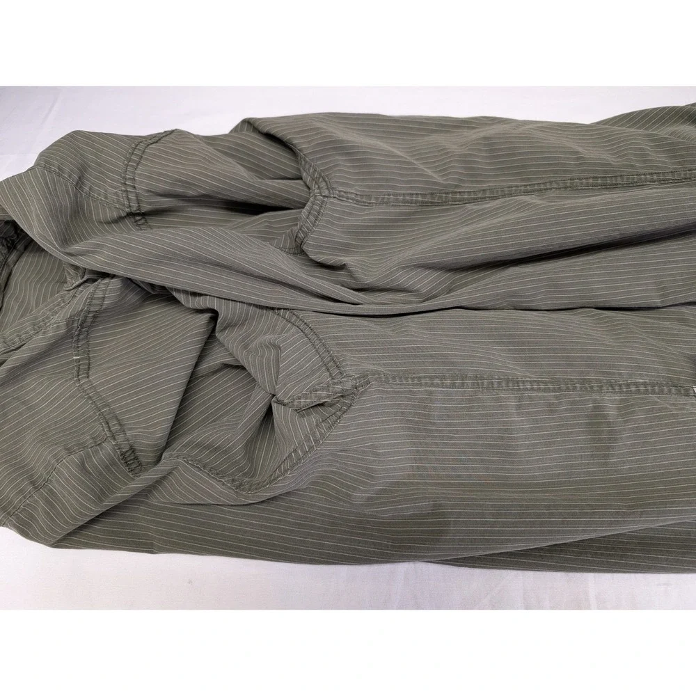 Eddie Bauer Lot of 2 Button Front Shirts Men Large Cotton Outdoor Casual Bundle